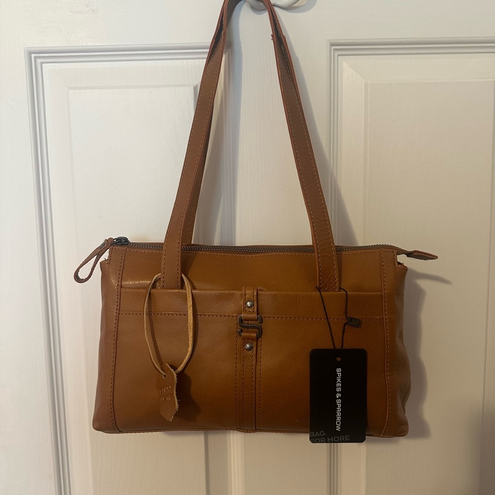Final Sale: Leather Shoulder Bag